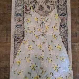 Pretty summer dress size large